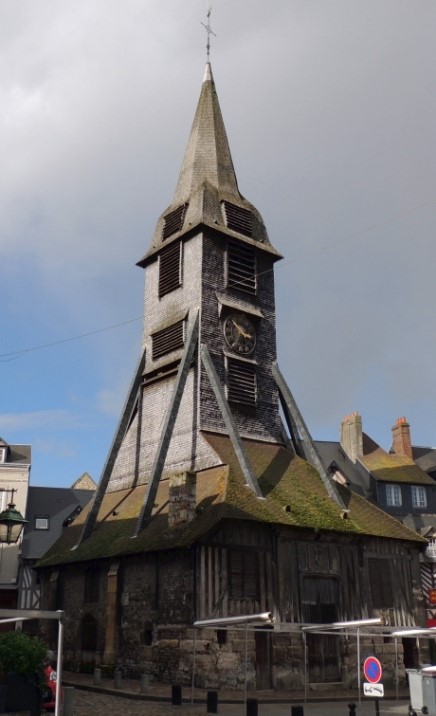 Igreja Sainte-Catherine em Honfleur. (foto: Blog Tirando Férias)