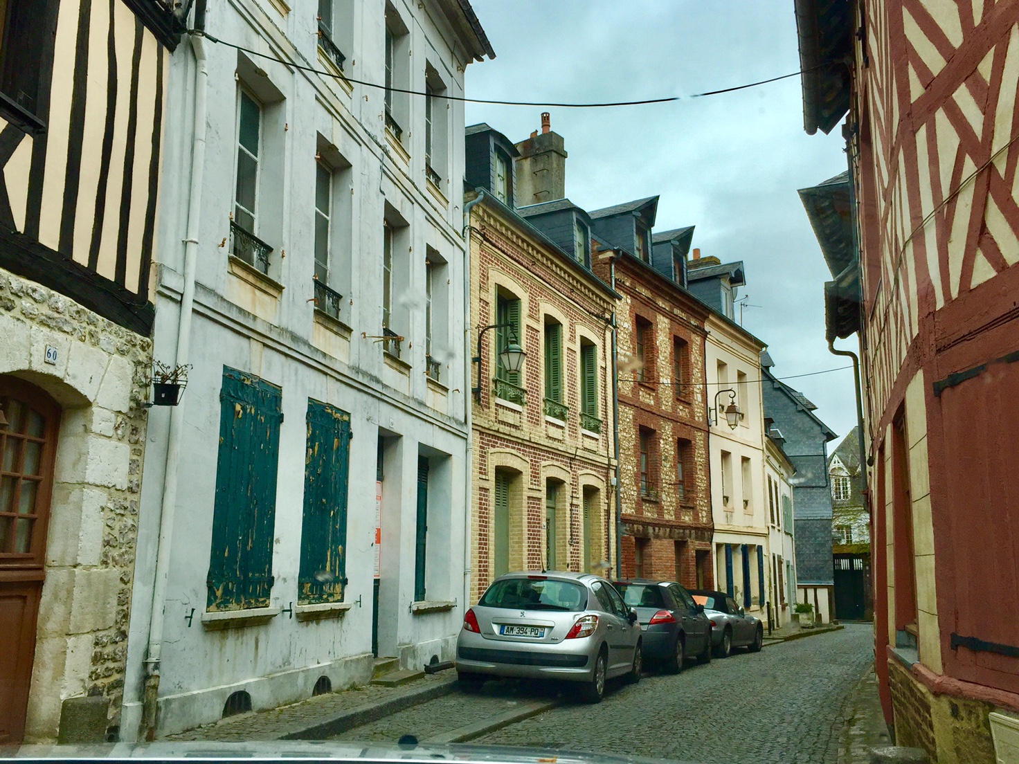 Ruas de Honfleur. (Foto: Blog Tirando Férias)